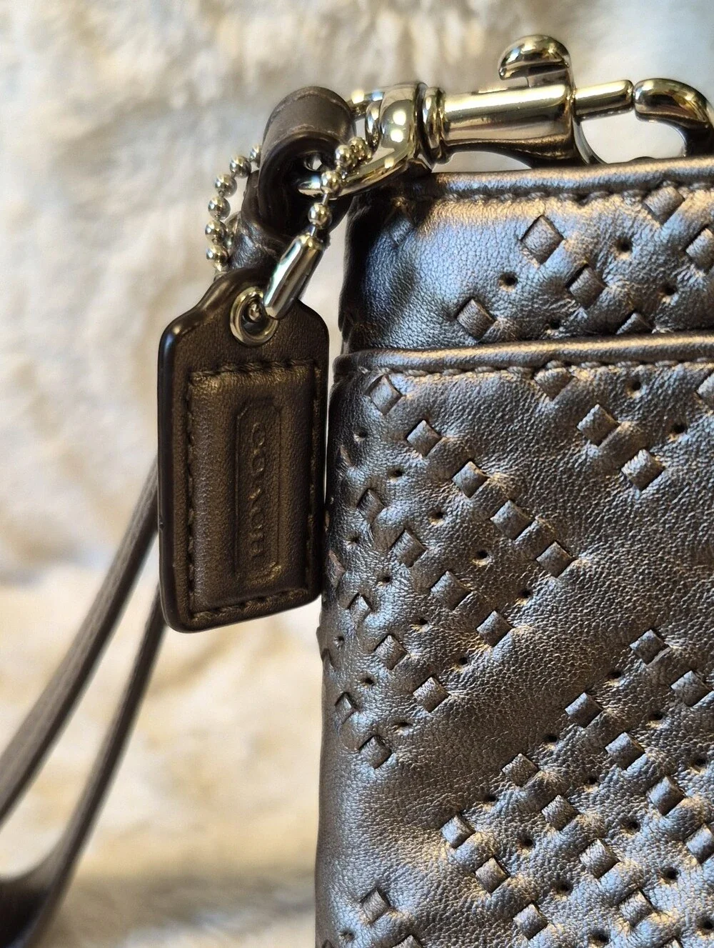 NEW Coach Madison Wristlet Pewter Metallic Woven Leather Wallet Clutch Zip Close